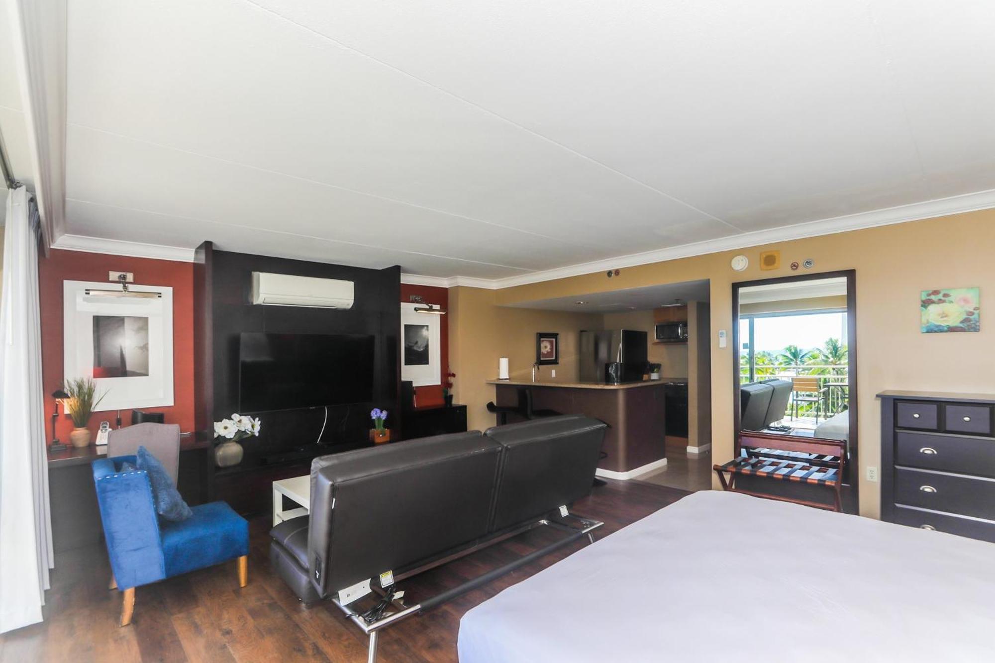 Ilikai Tower One Bedroom Harbor View هونولولو الغرفة الصورة